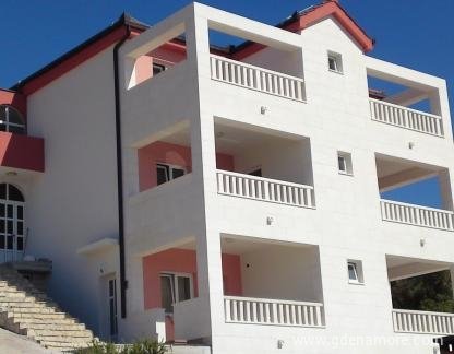 Wohnungen Simac, Privatunterkunft im Ort Rogoznica, Kroatien - Apartmani &Scaron;imac